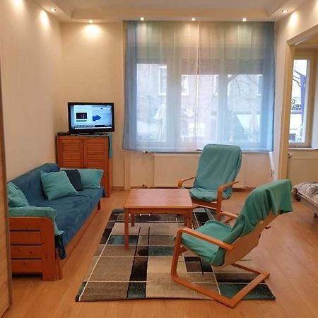 Lara apartman Budapest Bagian luar foto