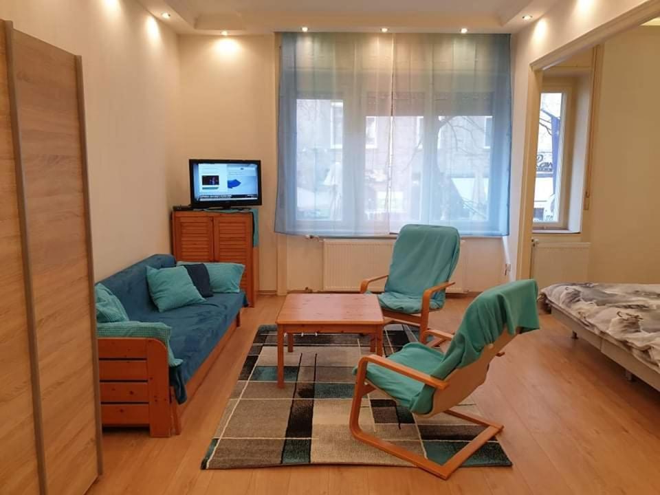 Lara apartman Budapest Bagian luar foto